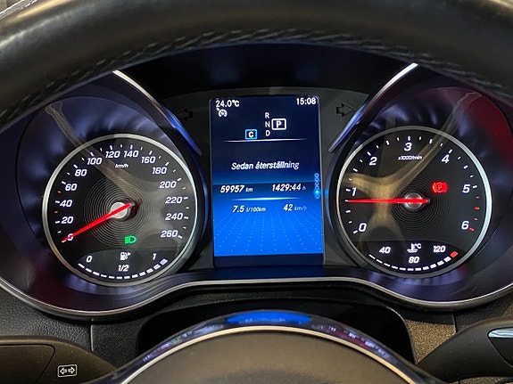 Mercedes-Benz GLC220 d 15 of 30