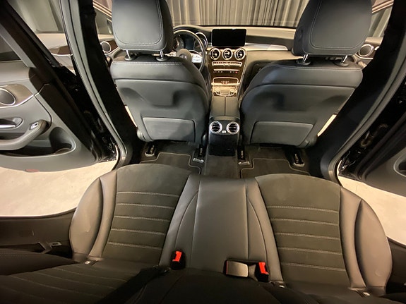 Mercedes-Benz GLC220 d 30 of 30