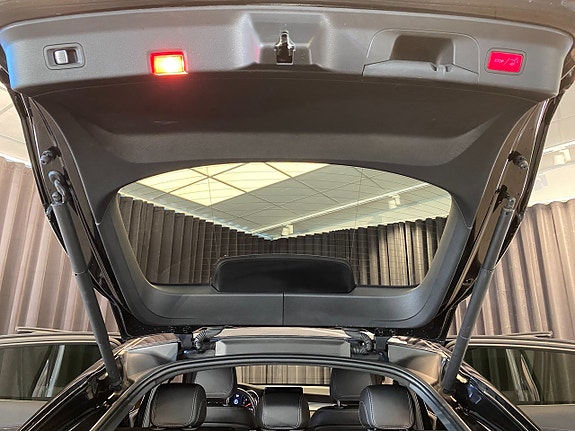Mercedes-Benz GLC220 d 28 of 30