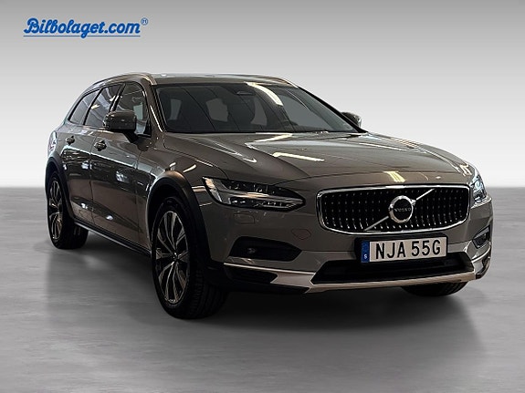 Volvo V90 Cross Country 6 of 30