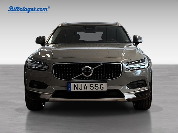 Volvo V90 Cross Country 4 of 5