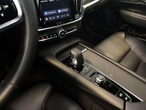 Volvo V90 Cross Country 18 of 19