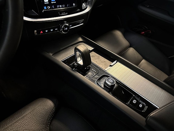 Volvo V60 Cross Country 16 of 19