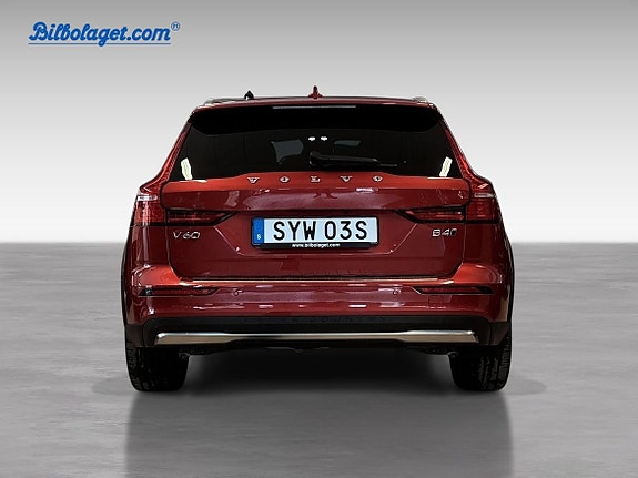 Volvo V60 Cross Country 6 of 19
