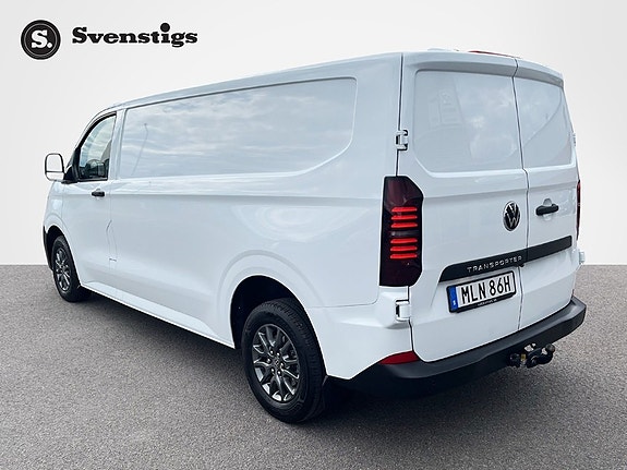 Volkswagen Transporter 3 of 5
