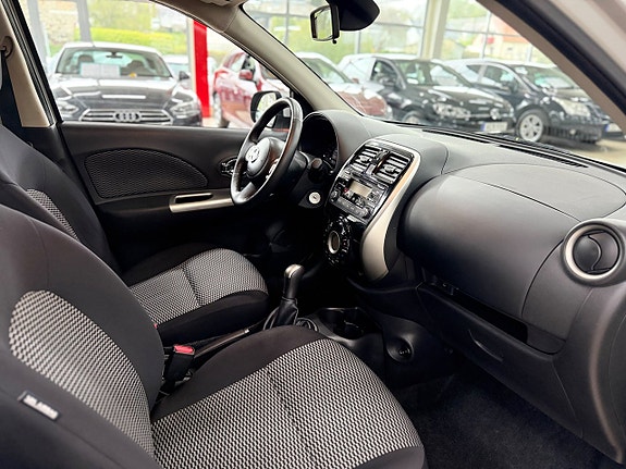 Nissan Micra 8 of 11