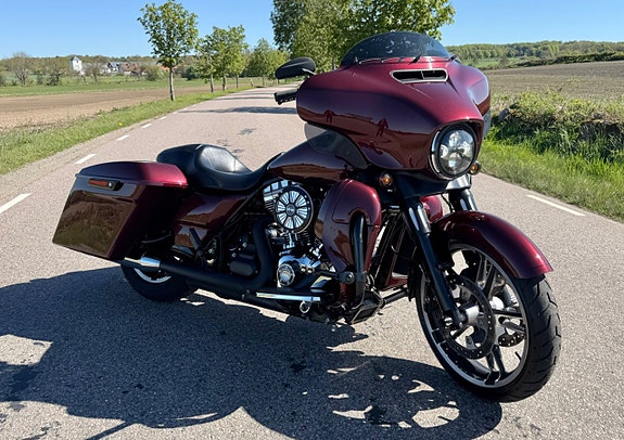 Harley-Davidson Street Glide Special 1.7 V-Twin Custom - Påkostad!