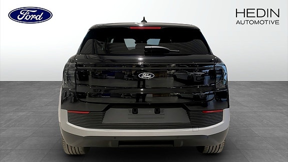 Ford Explorer 7 of 9