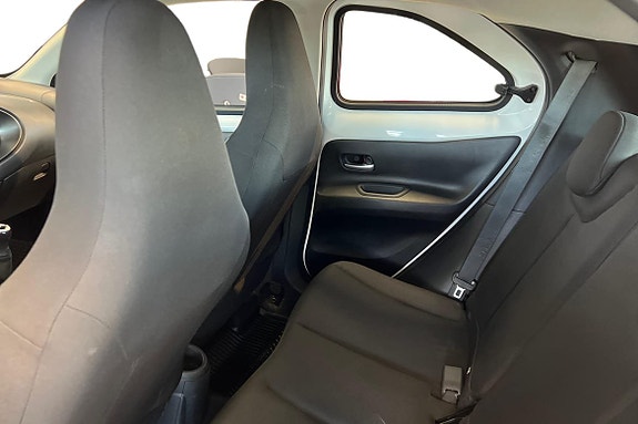 Toyota Aygo X 12 of 20