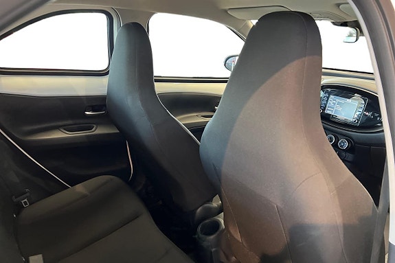 Toyota Aygo X 8 of 20