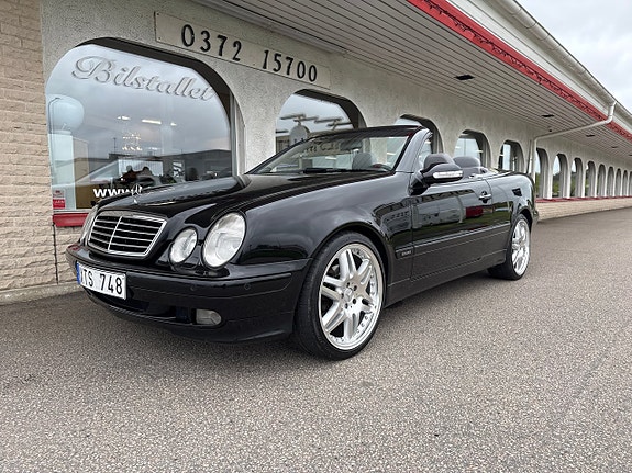 Mercedes-Benz CLK320