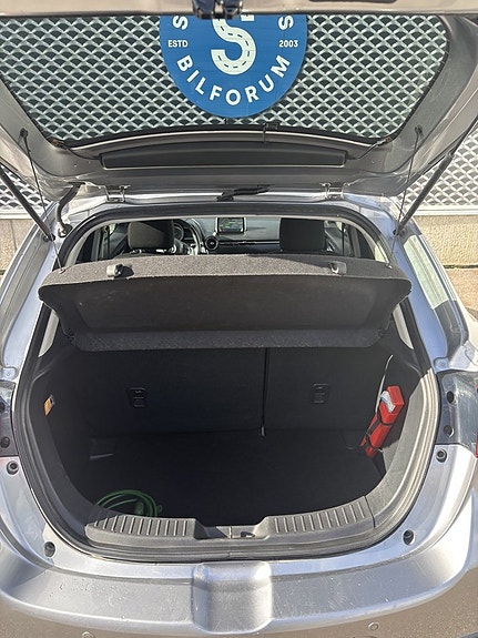 Mazda 2 4 of 14