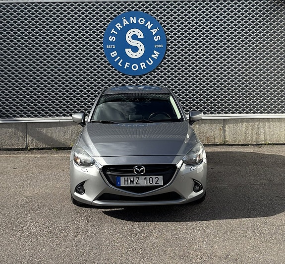 Mazda 2 2 of 14