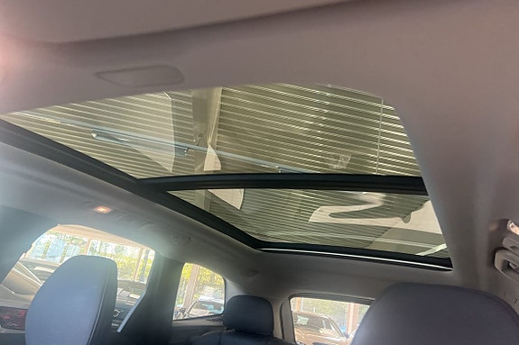 Volvo XC60 18 of 23