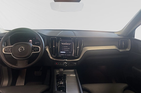 Volvo XC60 9 of 23