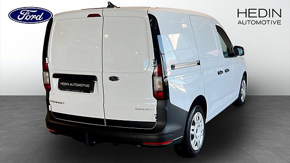 Ford Transit Connect 2 of 5