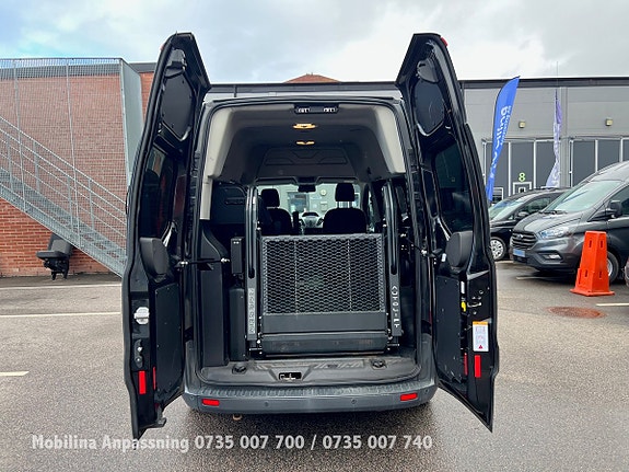 Ford Transit Custom 23 of 30