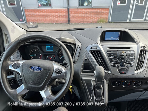 Ford Transit Custom 14 of 30
