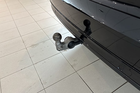 Volvo XC90 14 of 30