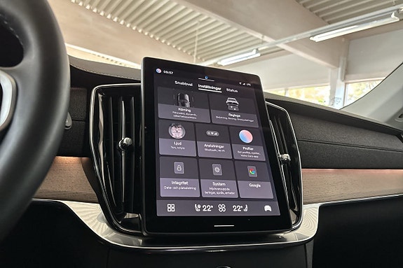 Volvo XC90 27 of 30