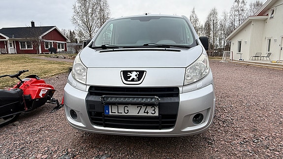 Peugeot Expert 2 of 5