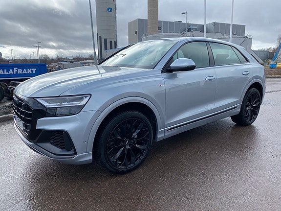 Audi Q8 7 of 15