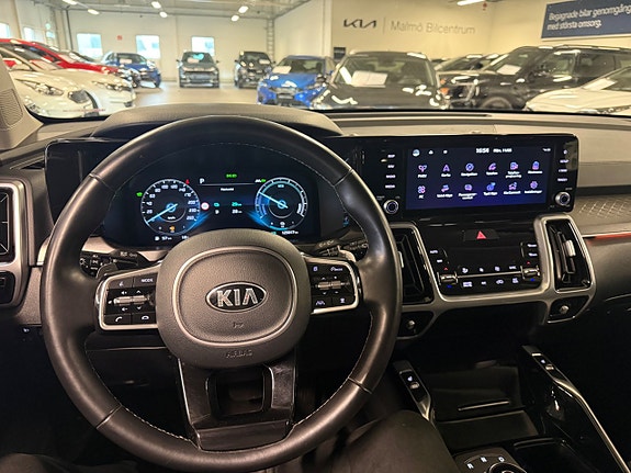 Kia Sorento 16 of 19