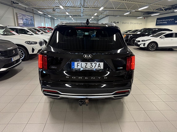 Kia Sorento 3 of 19