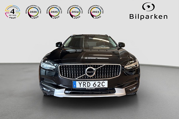 Volvo V90 Cross Country 5 of 5