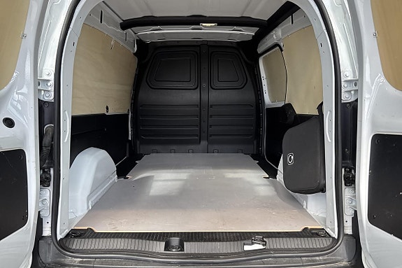 Mercedes-Benz eCitan 15 of 21