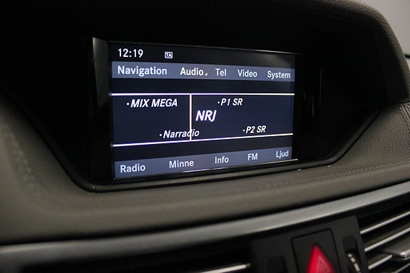 Mercedes-Benz E350 23 of 29