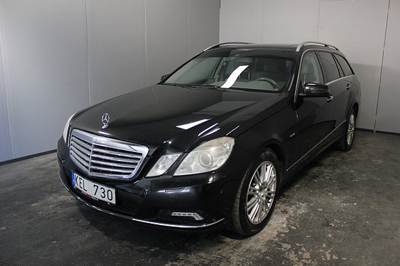 Mercedes-Benz E350 2 of 29