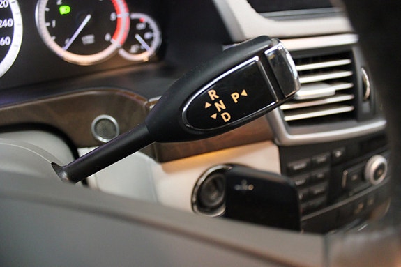 Mercedes-Benz E350 21 of 29