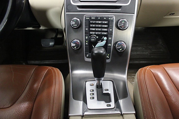 Volvo V60 16 of 22
