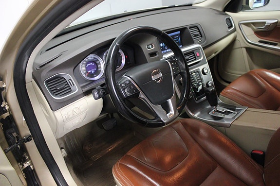 Volvo V60 21 of 22