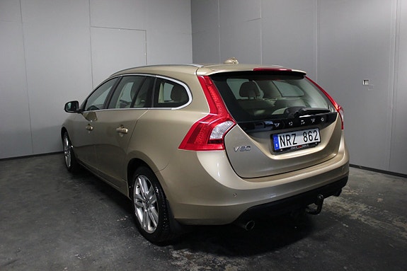 Volvo V60 3 of 22