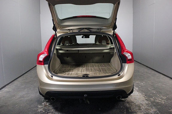 Volvo V60 7 of 22