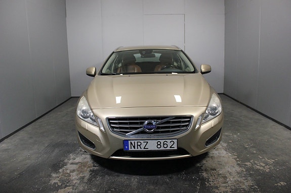 Volvo V60 5 of 22
