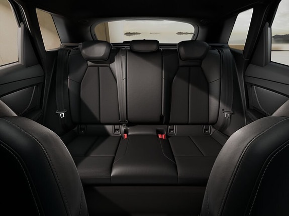 Audi Q4 e-tron 8 of 10