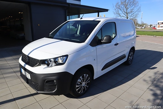 Peugeot Partner 2 of 5