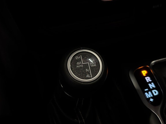 Jeep Wrangler Unlimited 23 of 30