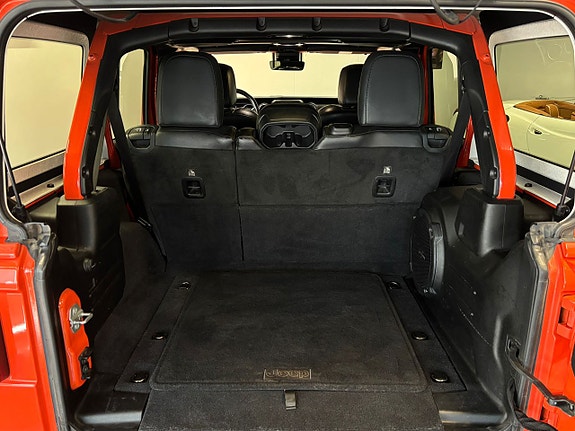 Jeep Wrangler Unlimited 9 of 30