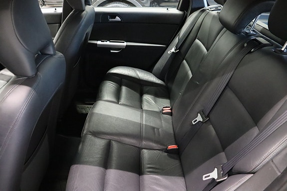 Volvo V50 10 of 21