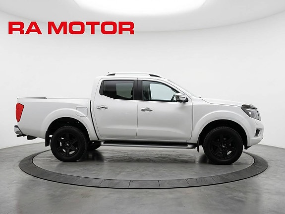 Nissan Navara 2 of 5