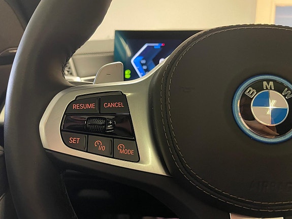 BMW X5 8 of 30