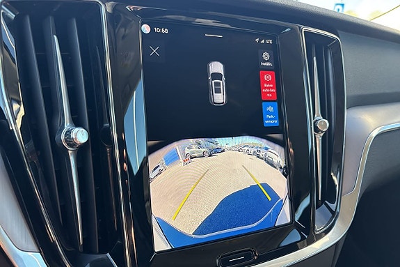 Volvo V60 12 of 12