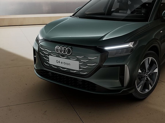 Audi Q4 e-tron 6 of 10