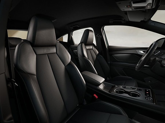 Audi Q4 e-tron 10 of 10