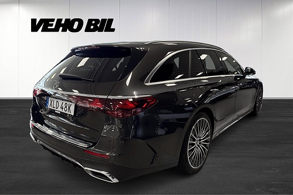 Mercedes-Benz E300 e 3 of 13