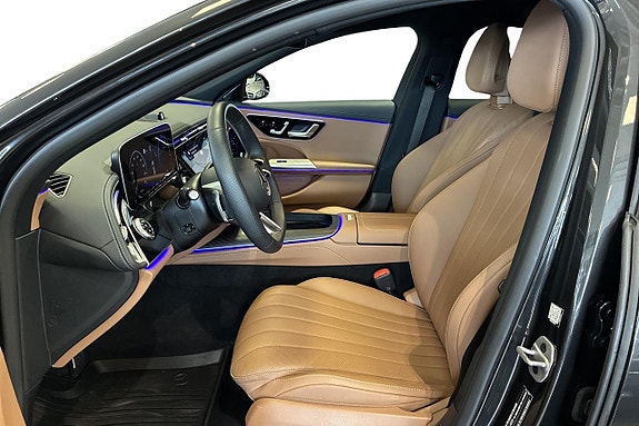 Mercedes-Benz E300 e 7 of 13